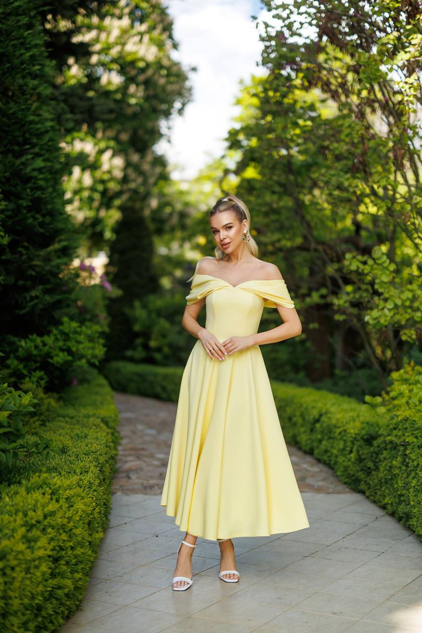 Elegant Off-Shoulder Yellow Diagonal Crepe Dress for Women