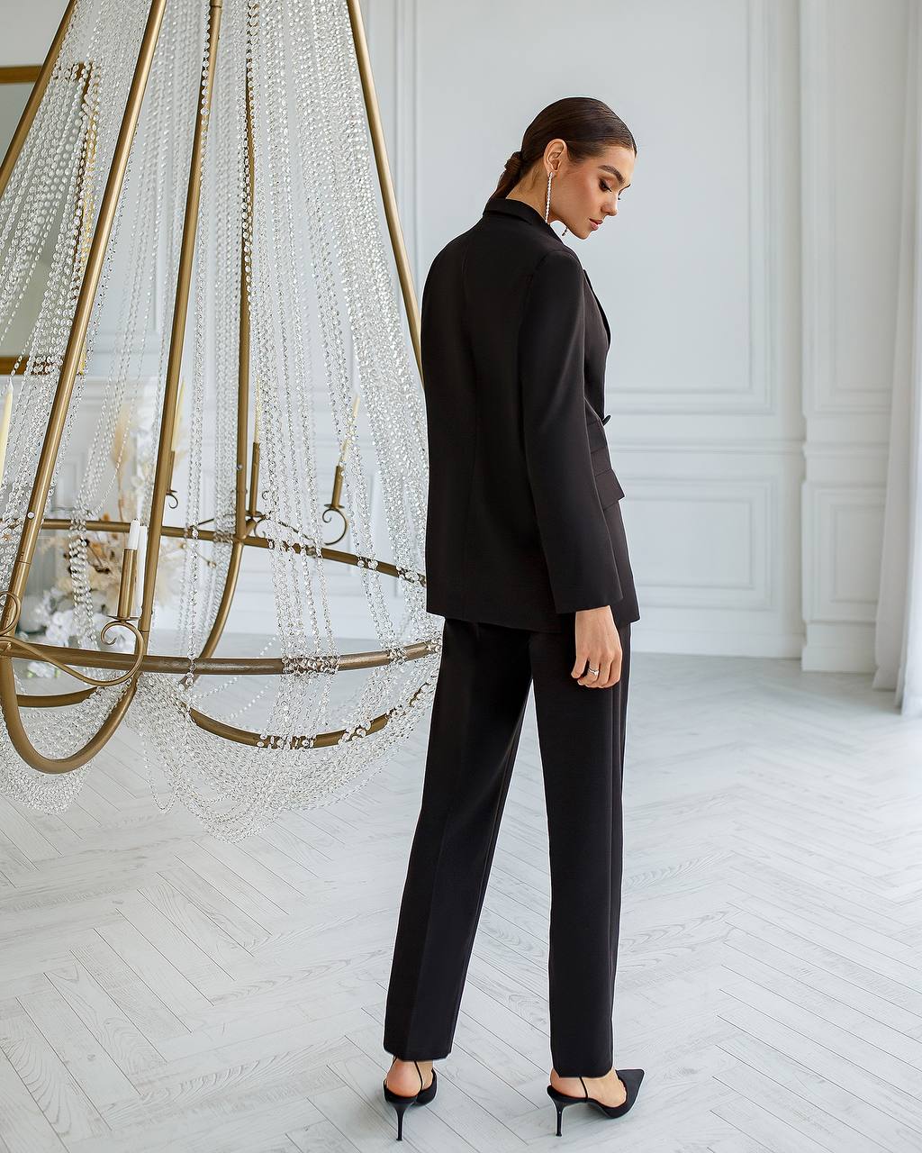 Women Elegant Double-Breasted Suit in Dense Luxury Diagonal Crepe