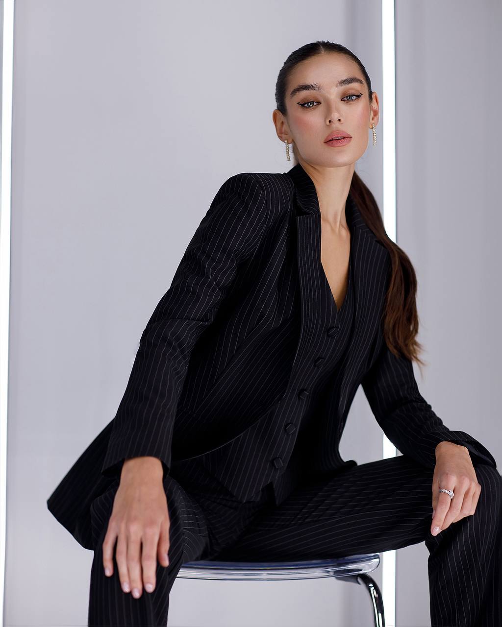 Womens Three-Piece Suit with Vest Diagonal Crepe Fabric