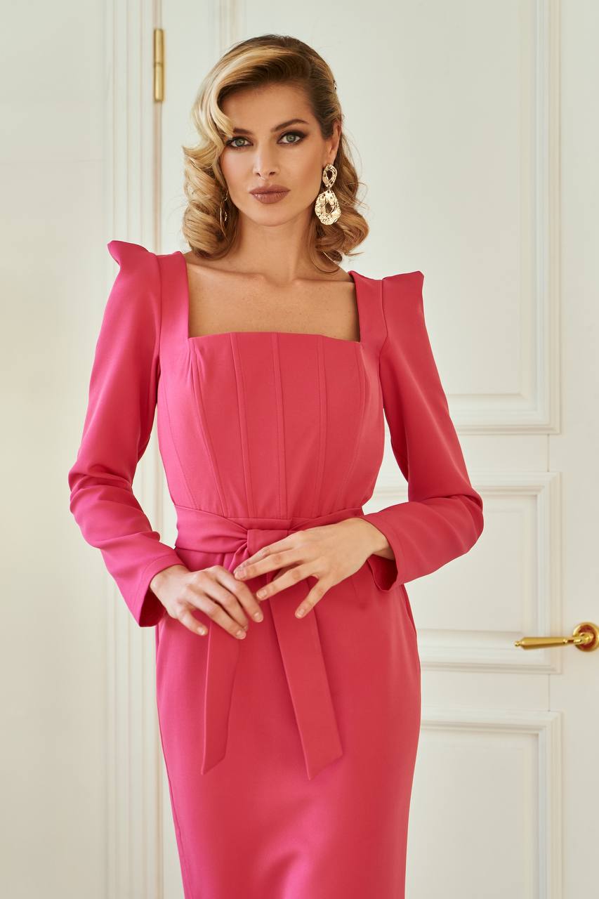 Fitted Pink Midi Dress with Reinforced Corset and Belt