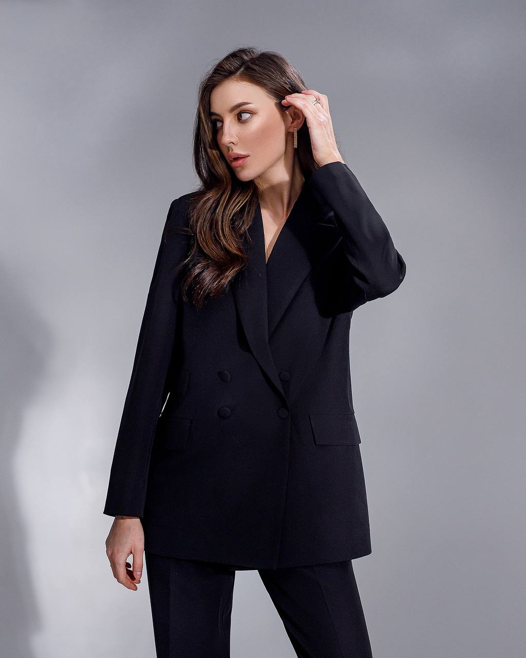 Women Elegant Double-Breasted Suit in Dense Luxury Diagonal Crepe