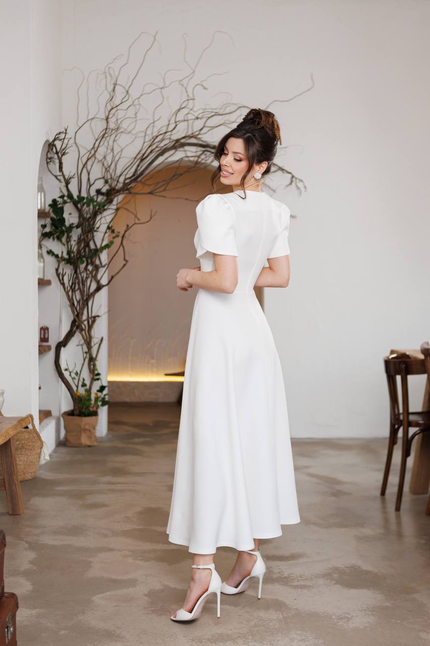 Elegant White Dress with Puff Sleeves for Women