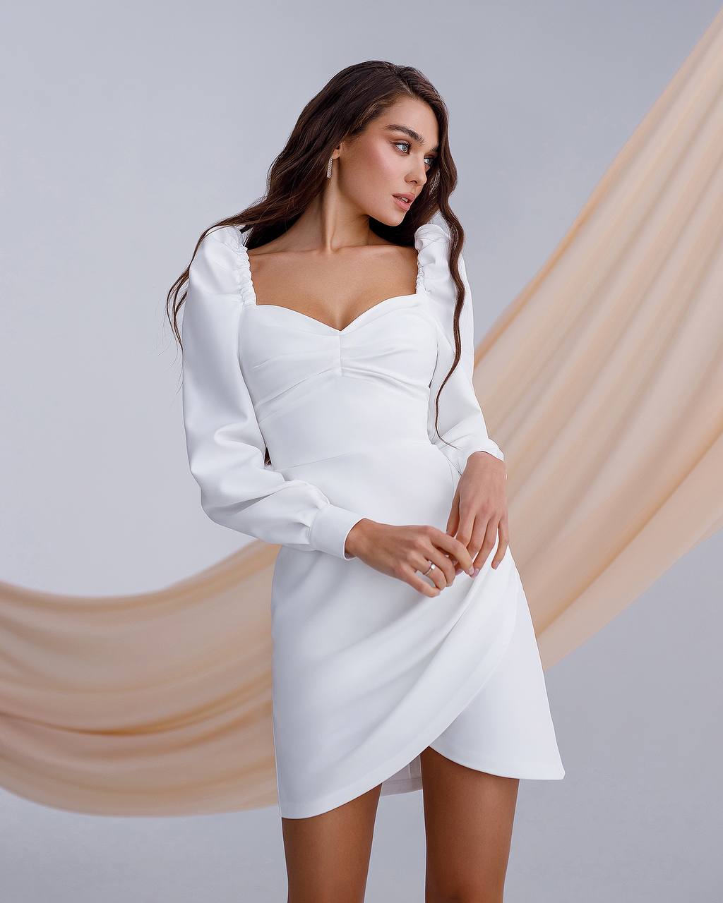 Elegant White Mini Dress With Puff Sleeves