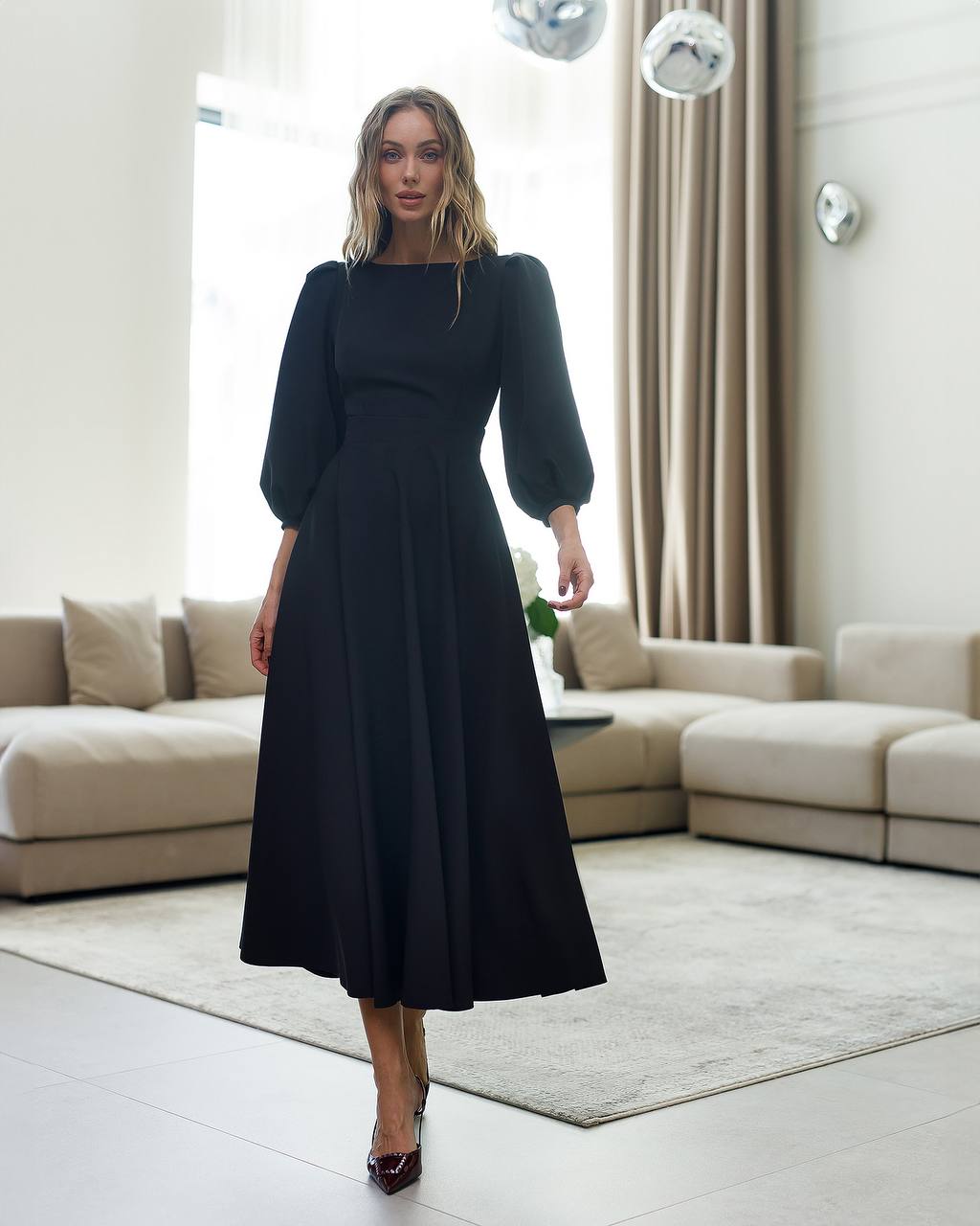 Elegant Midi Dress with Puff Sleeves and Cutout Back in Black