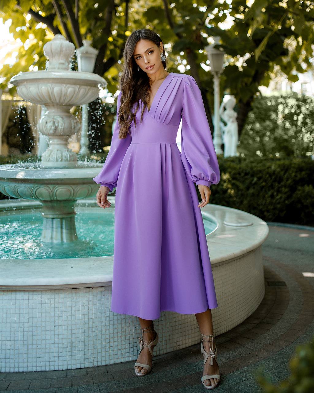 Elegant Purple Midi Dress with Pleated Bodice and Balloon Sleeves