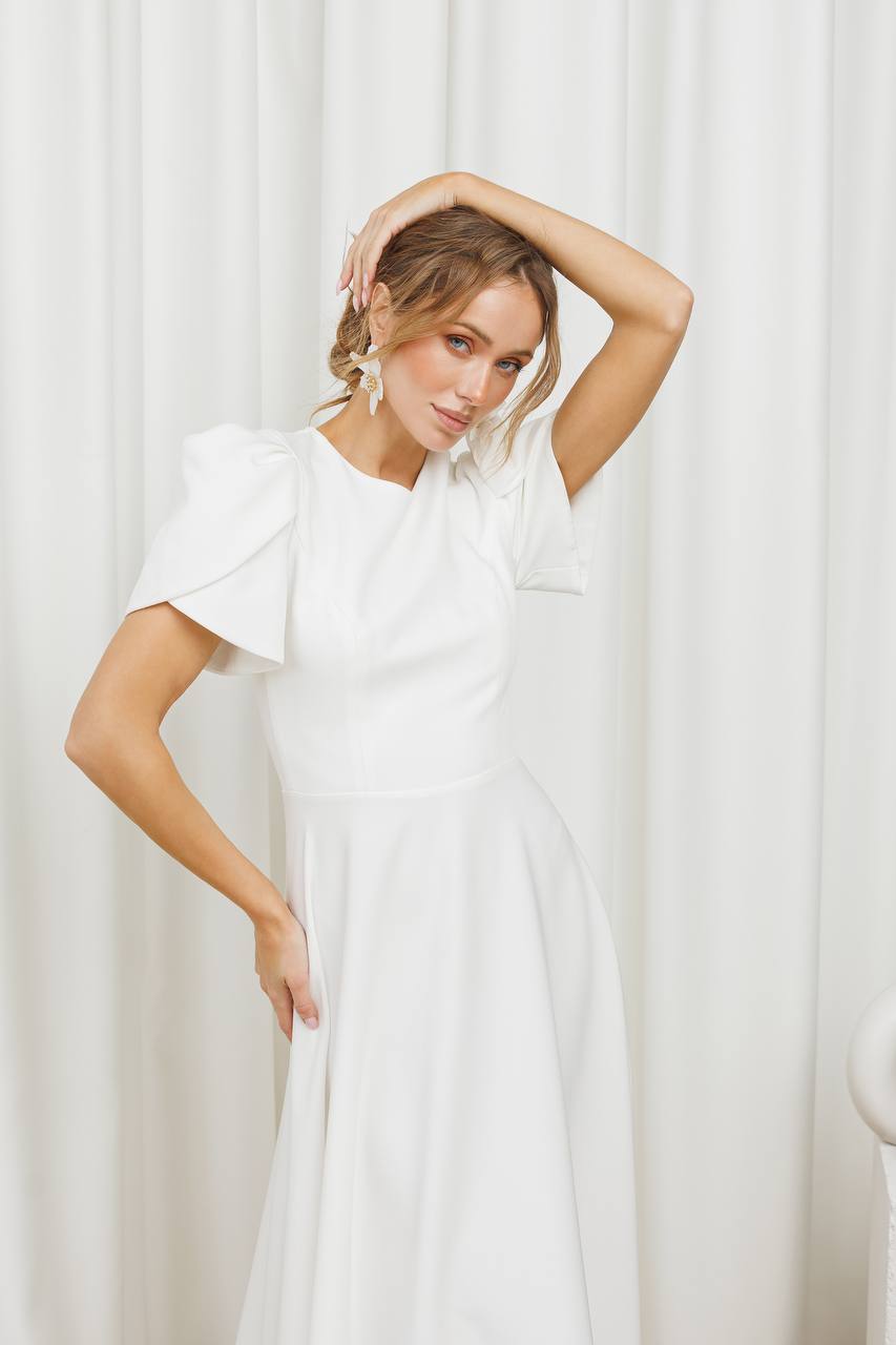 Elegant White Dress with Puff Sleeves for Women