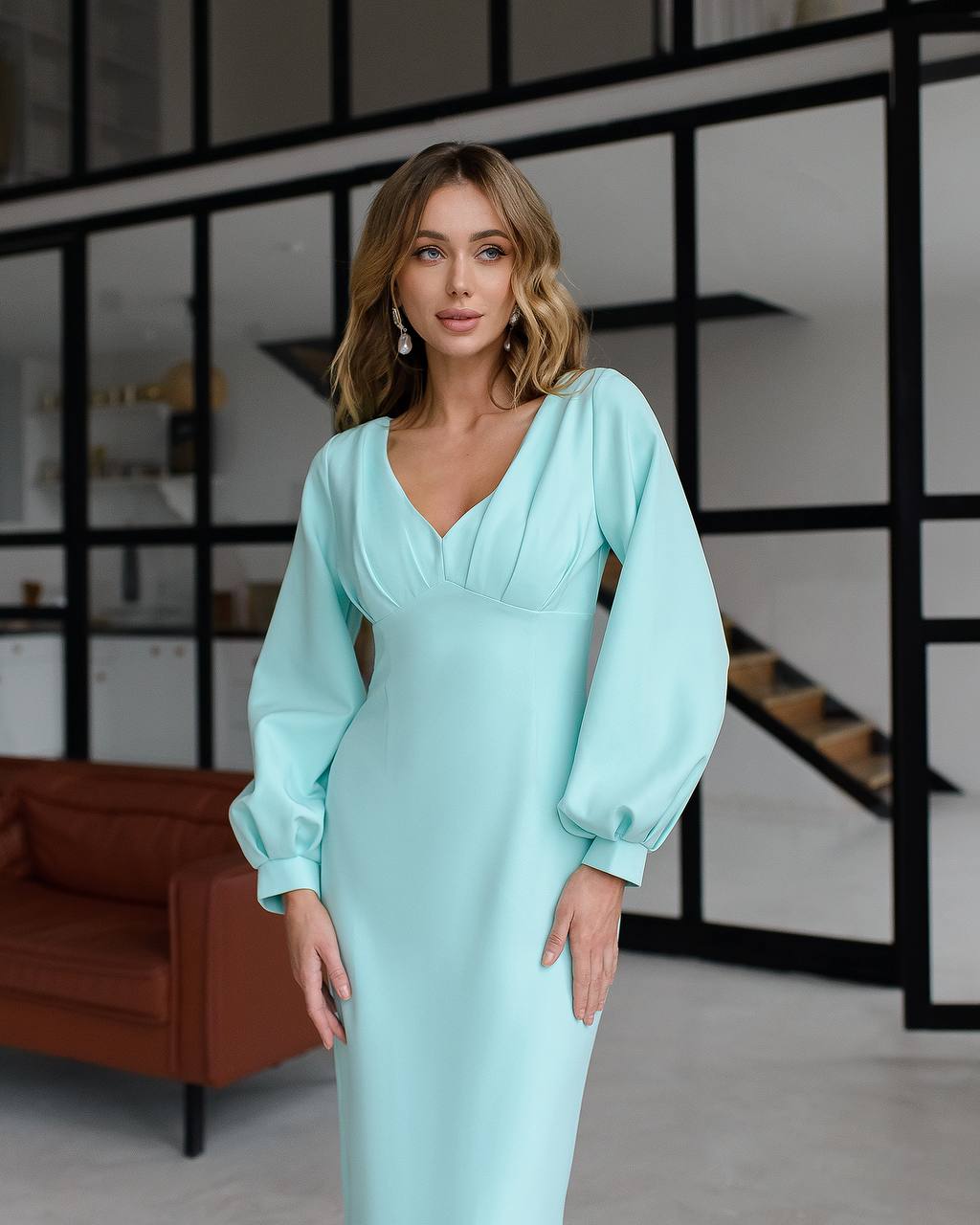 Elegant Midi Dress in Tiffany Blue with Balloon Sleeves