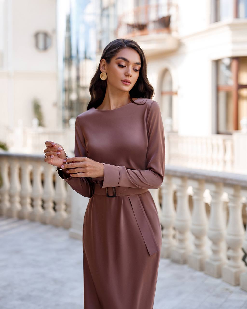 Elegant Silk Dress with Belt and Long Sleeves for Women