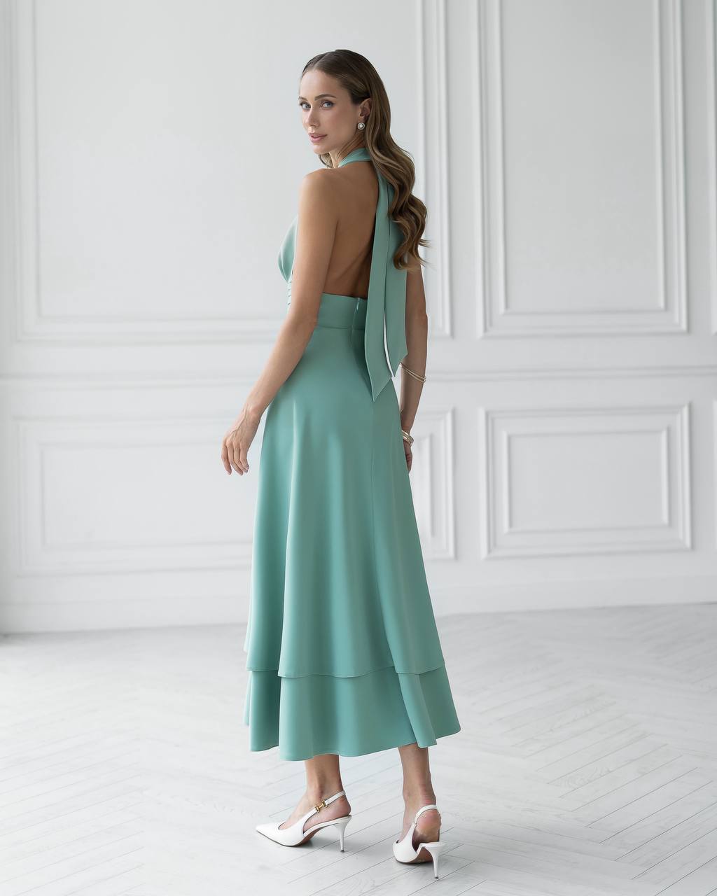 Elegant Halter Neck Midi Dress in Premium Diagonal Suiting Crepe