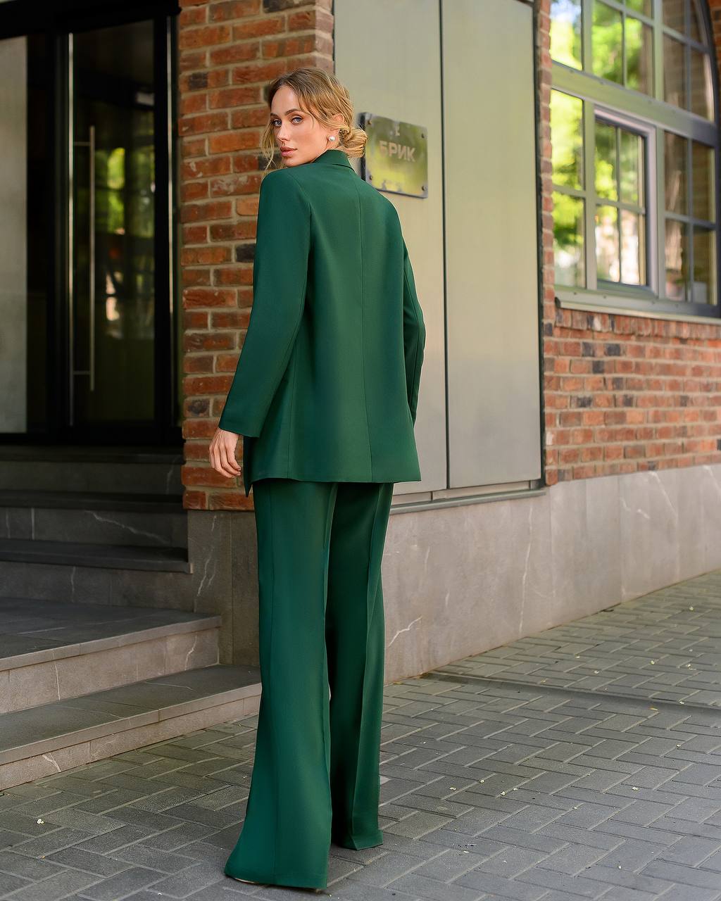 Womens Polished Tiar and Lux Fabric Suit in Green