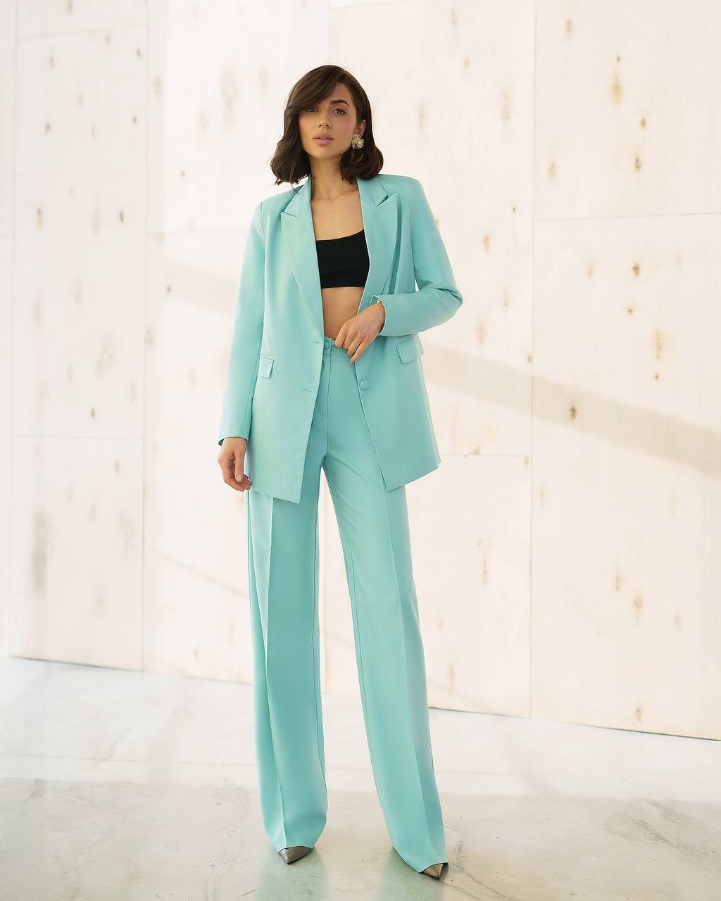 Elegant Polished Tiar and Lux Fabric Women's Suit in Tiffany Blue