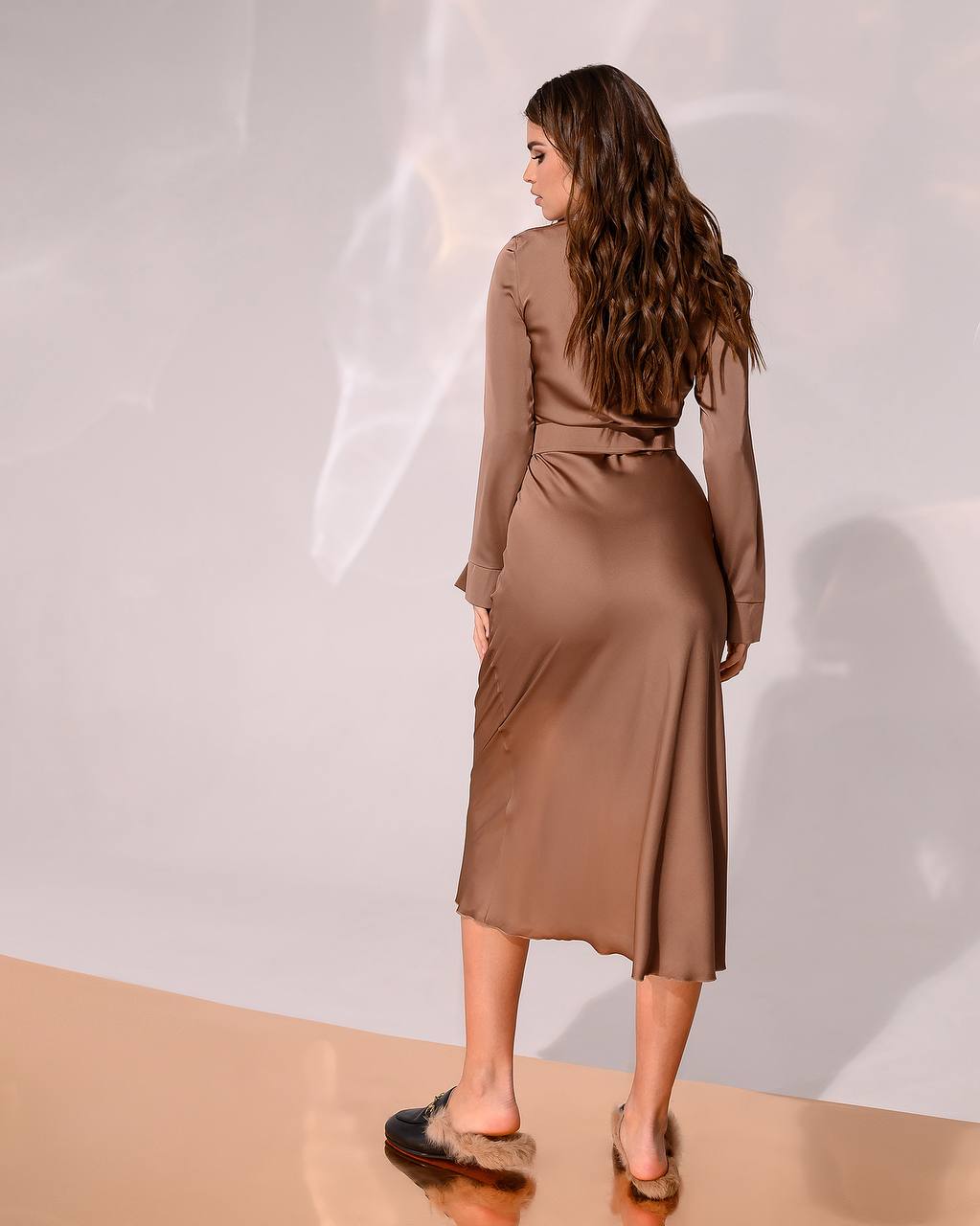 Elegant Silk Dress with Belt and Long Sleeves for Women
