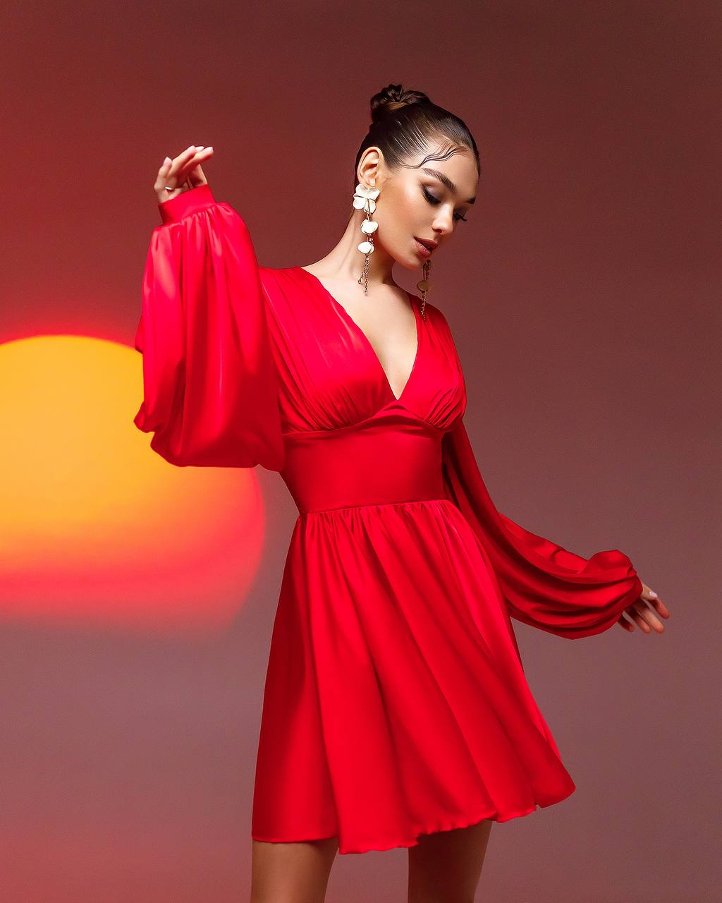 Elegant Red Thick Silk Dress with Long Balloon Sleeves