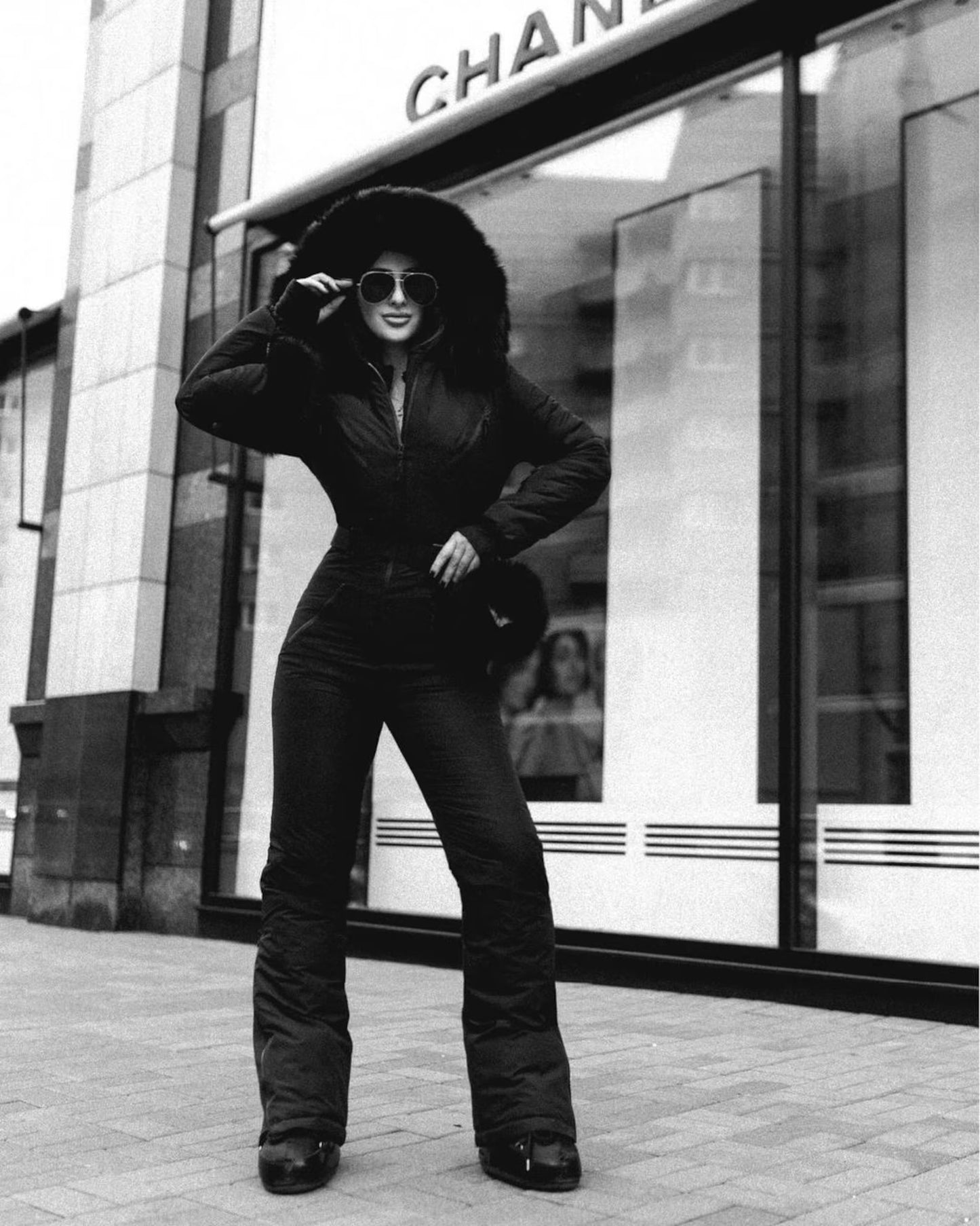 Black Women And Kids Ski Jumpsuit with Belt Mittens and Bag Insulated Winter Snow Suit