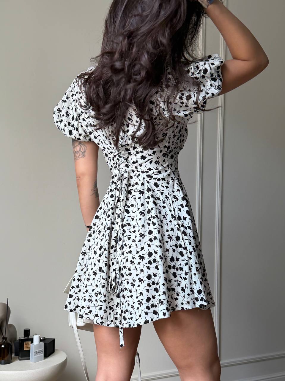 Womens White Black Floral Mini Dress Mock Neck Keyhole Puff Sleeve Shtapel
