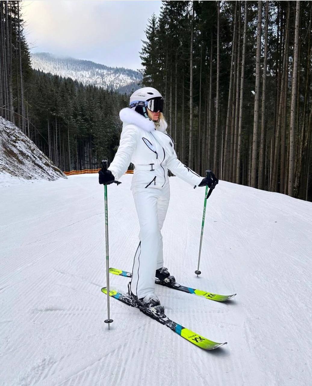 White Women And Kids Ski Jumpsuit with Belt Mittens and Bag Insulated Winter Snow Suit