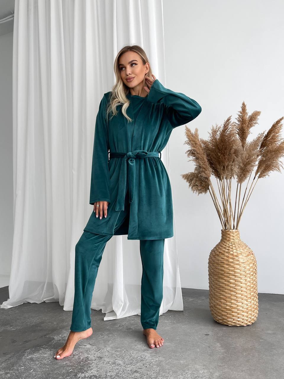 Women Soft Velvet Loungewear Set Three Pieces Comfortable Stretchy Fabric
