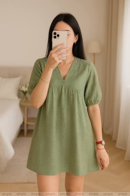 Light Green Summer Cotton Dress with V Neck and Puff Sleeves