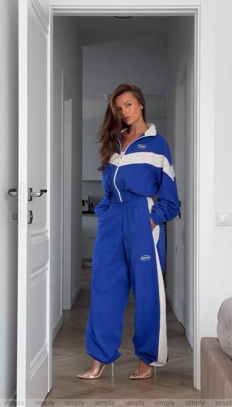 Oversize Blue and White Two-Piece Tracksuit for Women