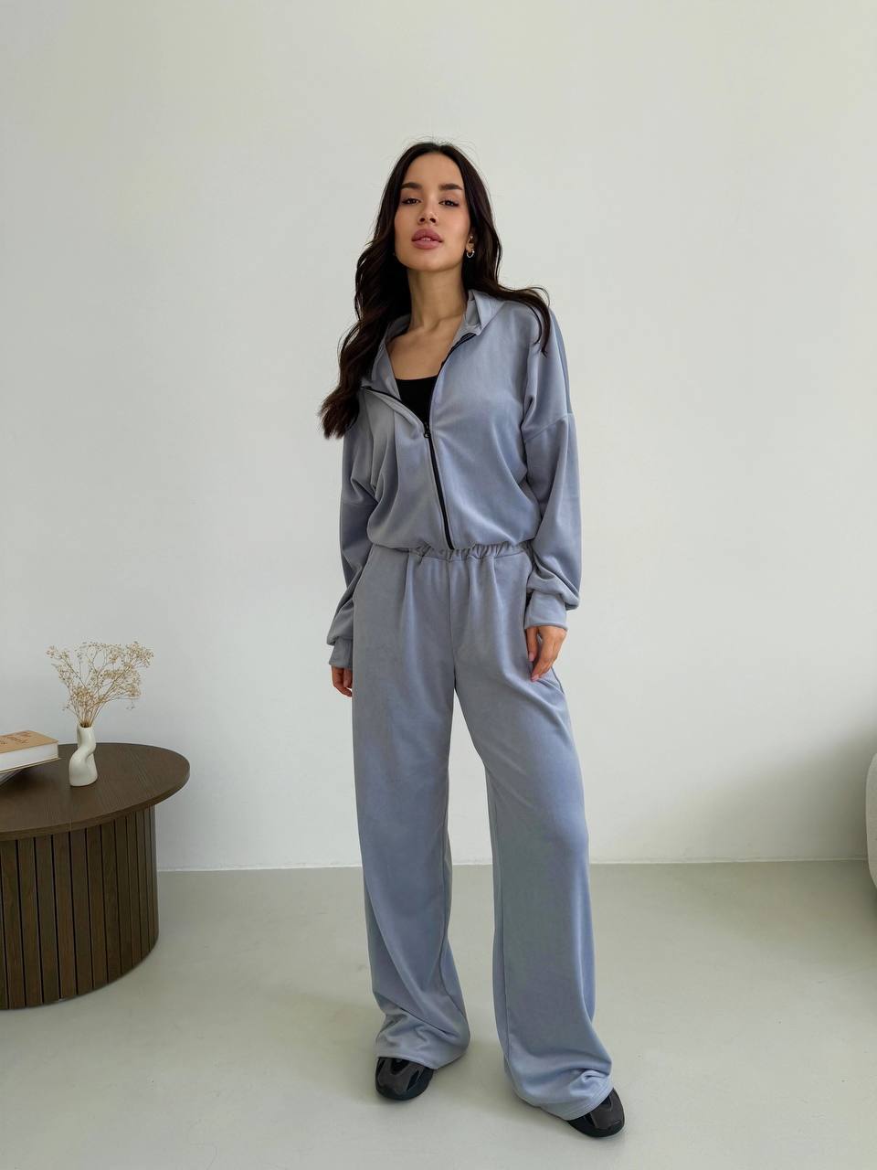 Women Soft Velour Tracksuit Light Grey Comfortable Autumn Outfit