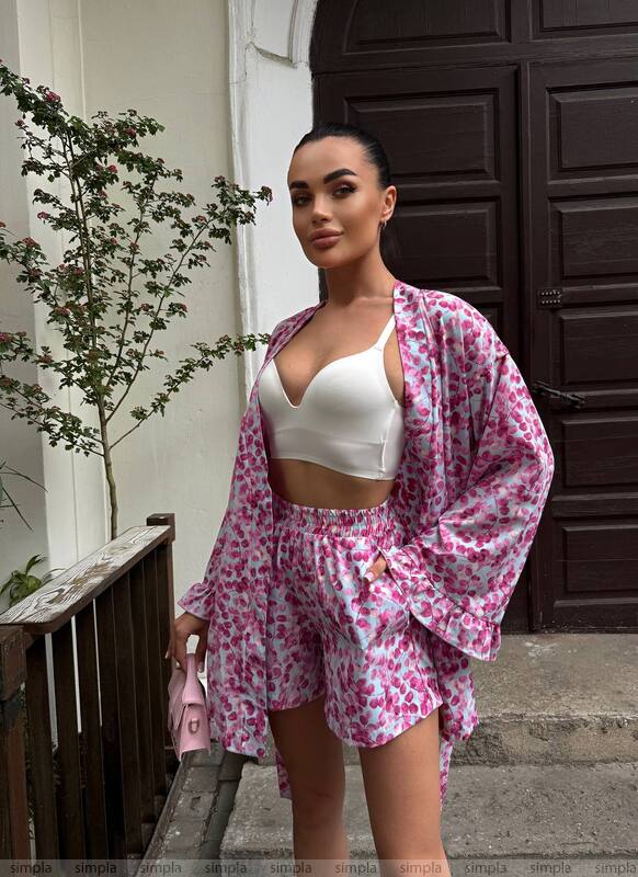 Oversized Floral Kimono Set with Belt and Ruffled Sleeves