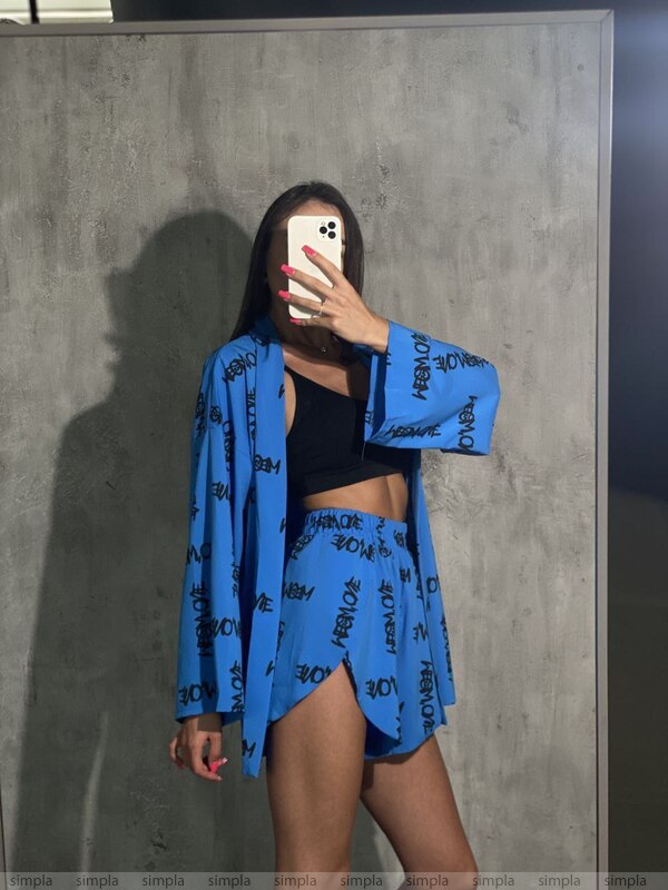 Stylish Blue Soft Fabric Two-Piece Set with Elastic Waist Shorts and Belt