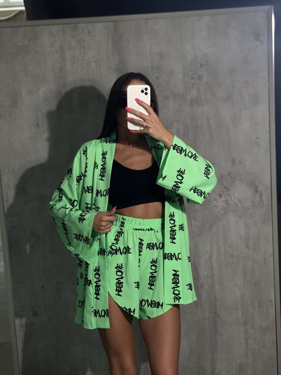 Stylish Green Soft Fabric Two-Piece Set with Elastic Waist Shorts and Belt