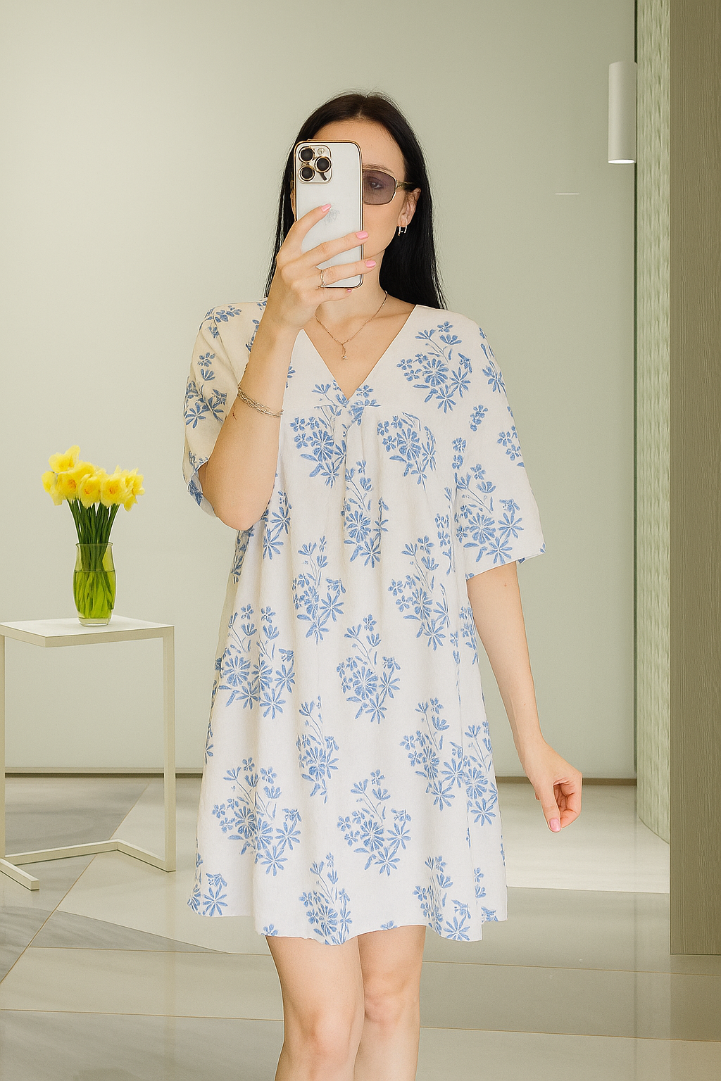 Light Summer Floral Cotton Dress V-Neck Short Sleeve Mini