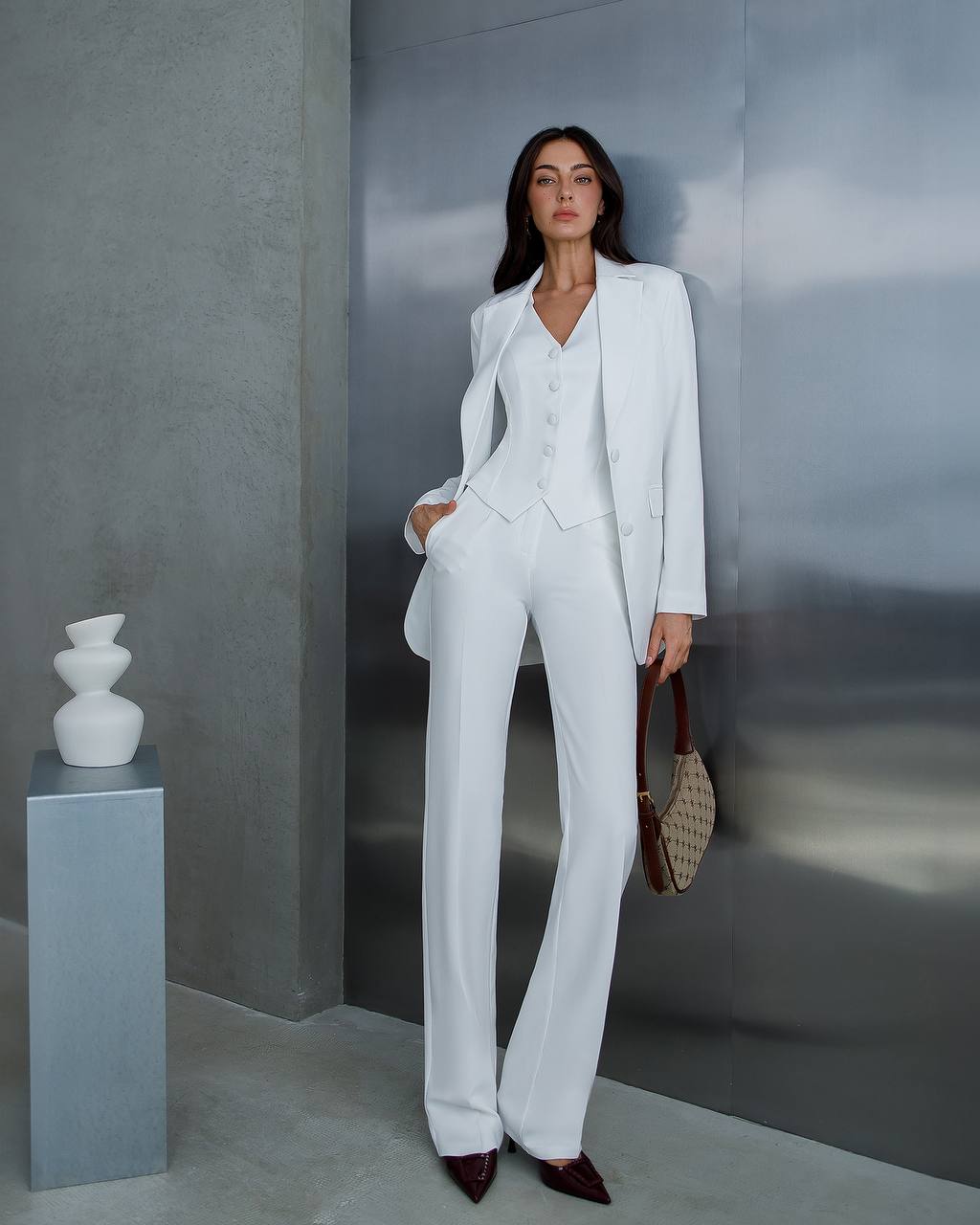 Womens Three-Piece Suit with Vest Diagonal Suit Crepe
