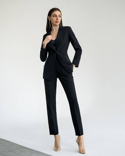 Women's Elegant Black Suit With Crepe Diagonal Fabric
