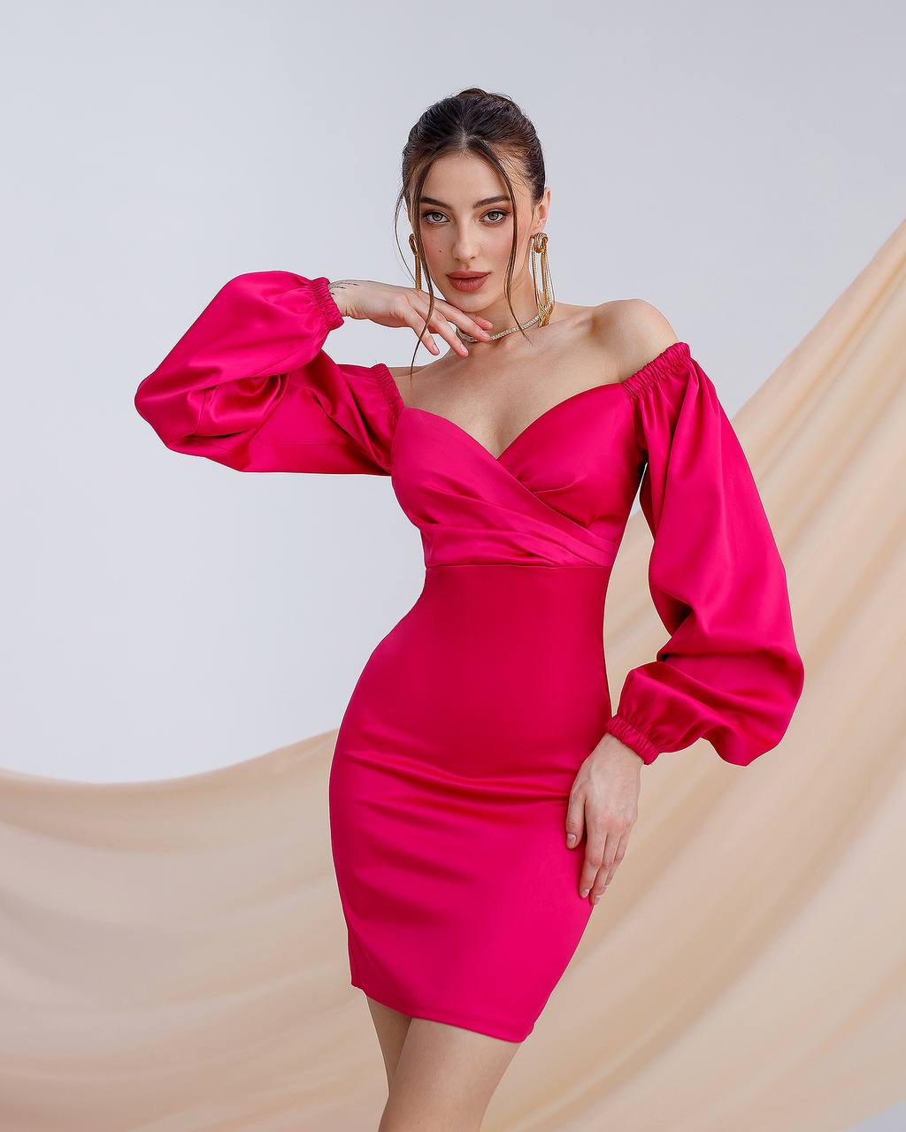 Elegant Raspberry Satin Mini Dress with Long Puff Sleeves