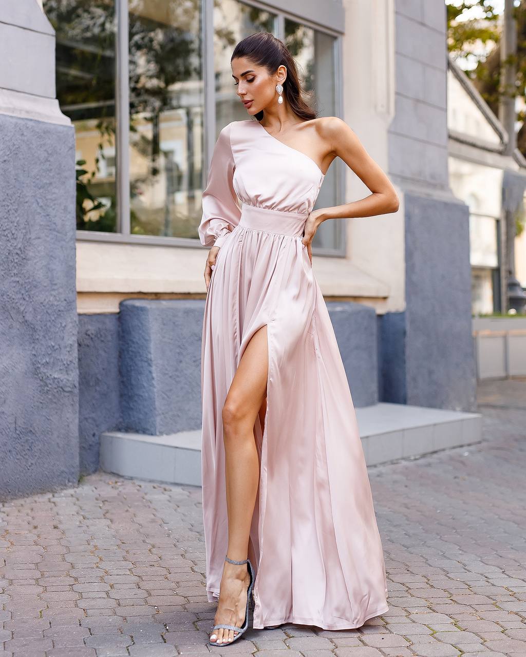Elegant One-Shoulder Long Evening Dress in Premium Silk