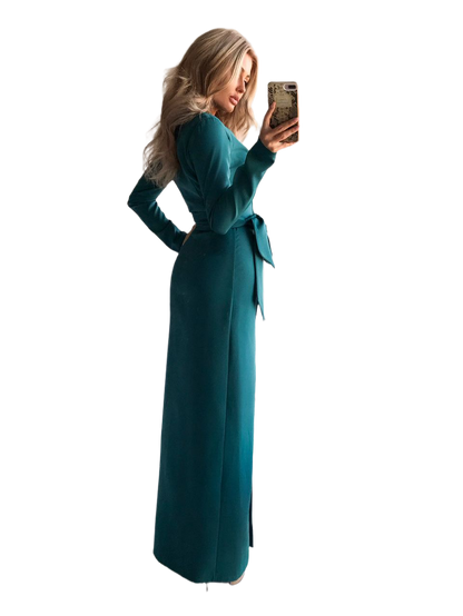 Elegant Standing Collar Dress in Crepe Fabric Perfect for Special Occasions