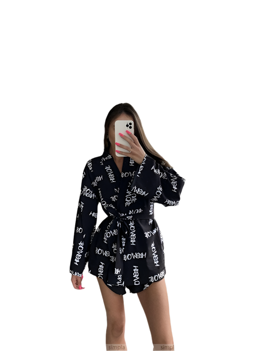 Stylish Black Soft Fabric Women's Shorts Set with Belt