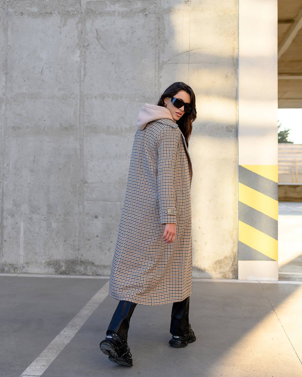 Womens Turkish Fabric Houndstooth Pattern Long Coat with Belt