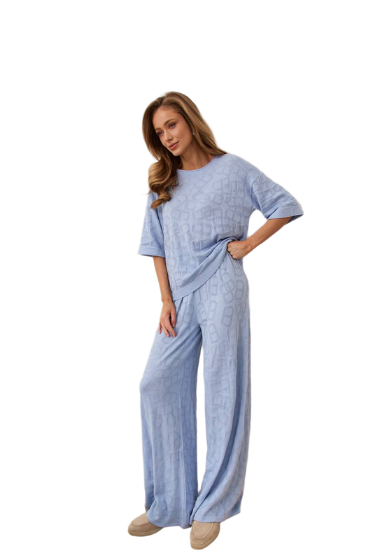 Lux Quality Womens Two-Piece Light Blue Relaxed Fit Suit