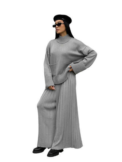 Womens Knit Sweater and Cropped Culotte Pants Suit