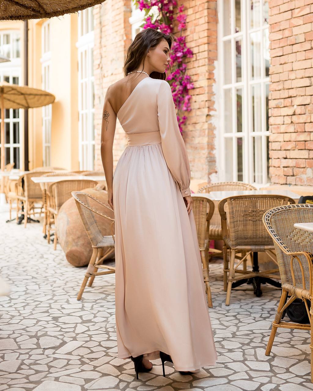 Elegant One-Shoulder Long Evening Dress in Premium Silk