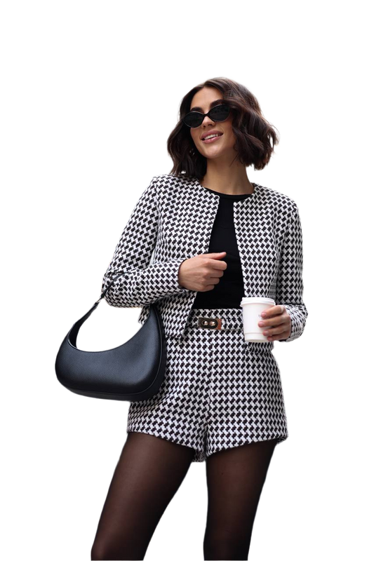 Luxurious Tweed Women's Suit with Shorts and Blazer