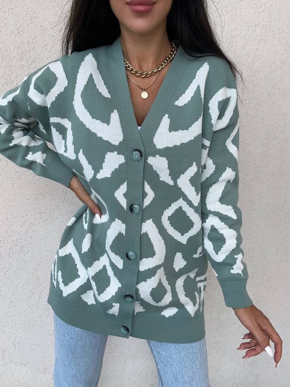 Womens Leo Cardigan Oversized Pattern Knit Sweater