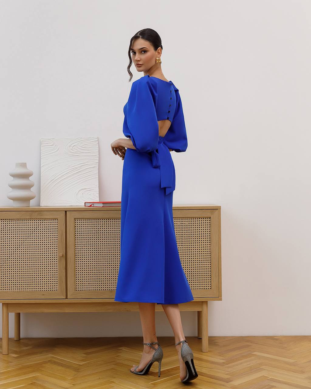 Elegant Women's Midi Dress in Crepe-Diagonal Fabric