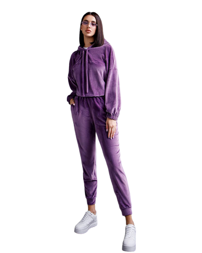 Trendy Women's Velvet Loungewear Set in Purple for Comfort and Style