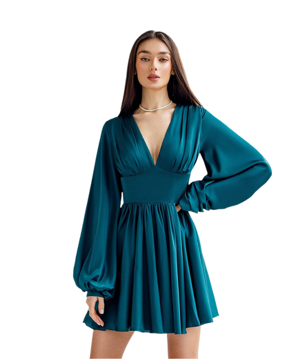 Elegant Thick Silk Dress with Long Sleeves in Emerald