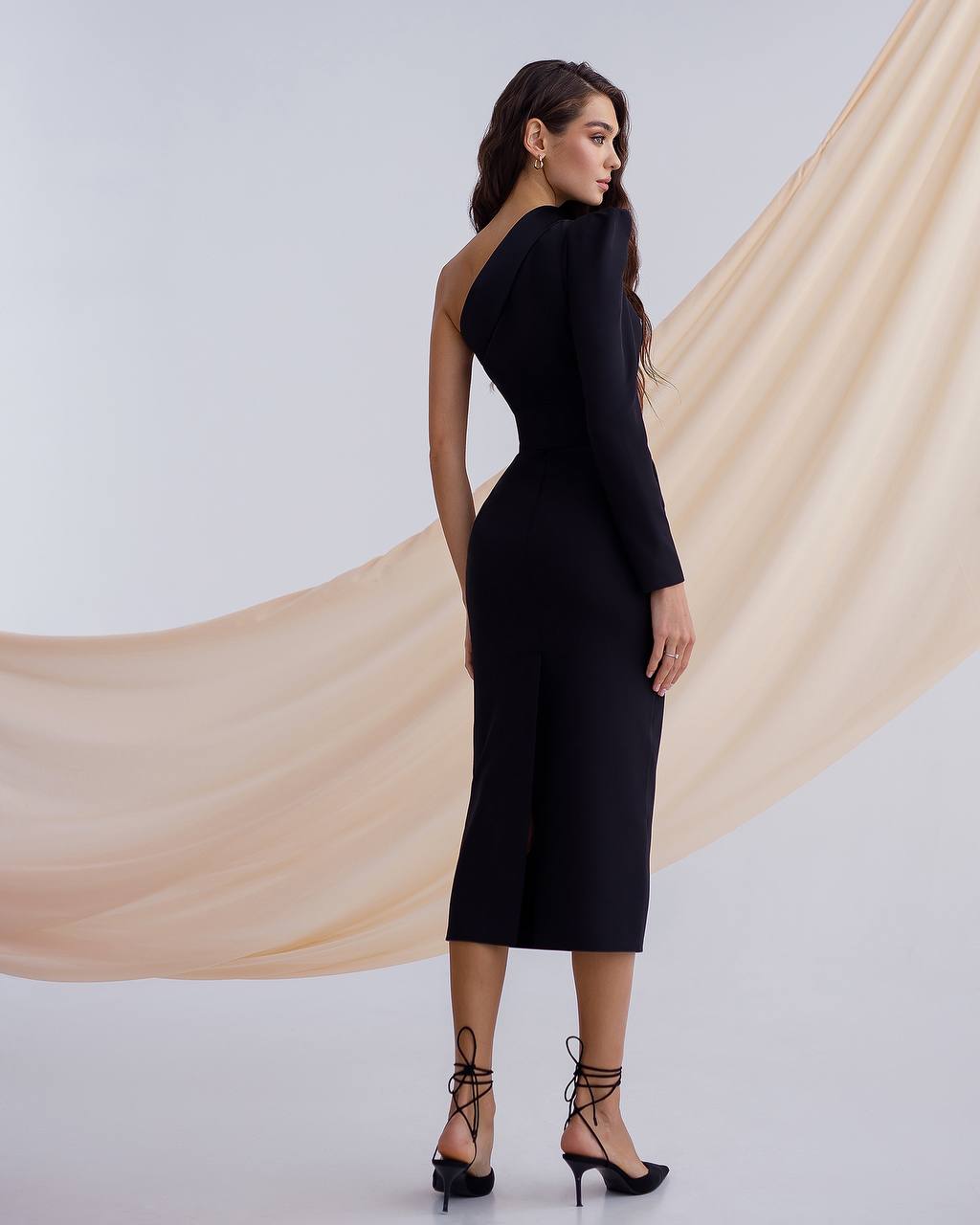 Elegant One-Shoulder Black Midi Dress with Belt