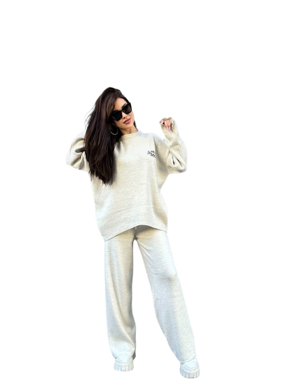 Los Angeles Knitted Women's Suit Beige One Size S-L Sweater and Pants Set