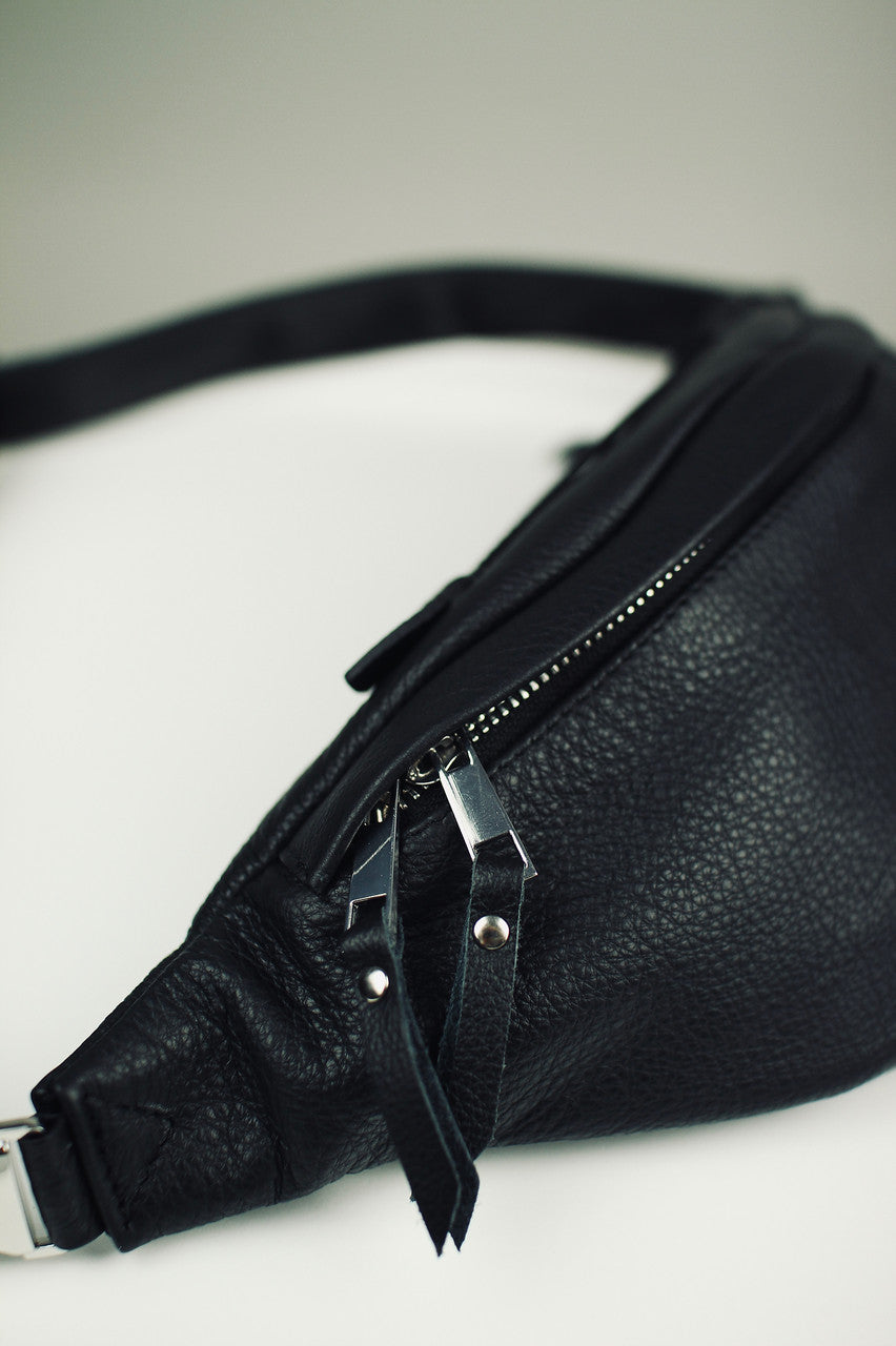 Handmade Mens Black Leather Waist Bag
