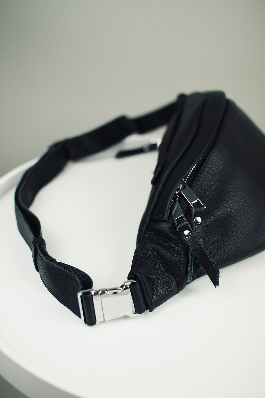 Handmade Mens Black Leather Waist Bag