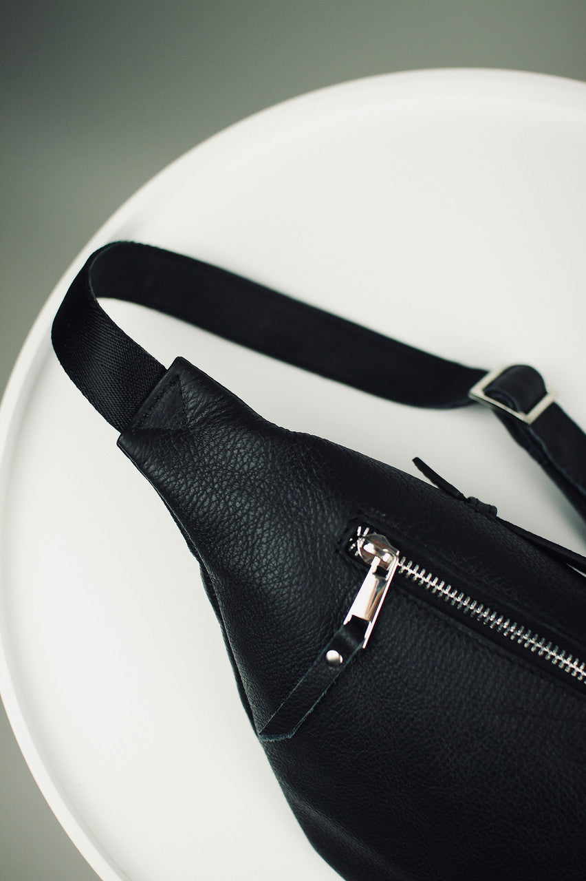 Handmade Mens Black Leather Waist Bag