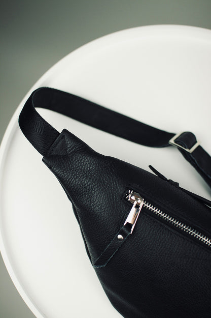 Handmade Mens Black Leather Waist Bag