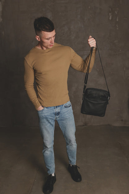 Handmade Mens Black Genuine Leather Messenger Bag Classic Crossbody